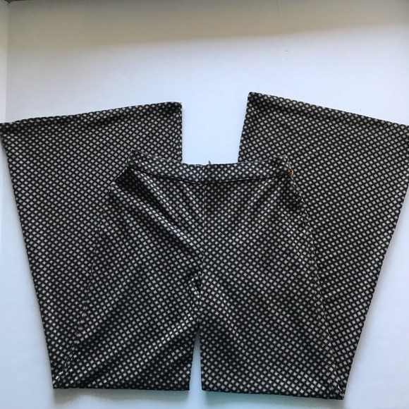 Flynn Skye Wide Leg Pants - Picture 3 of 8